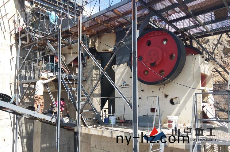 顎式破碎機(jī)