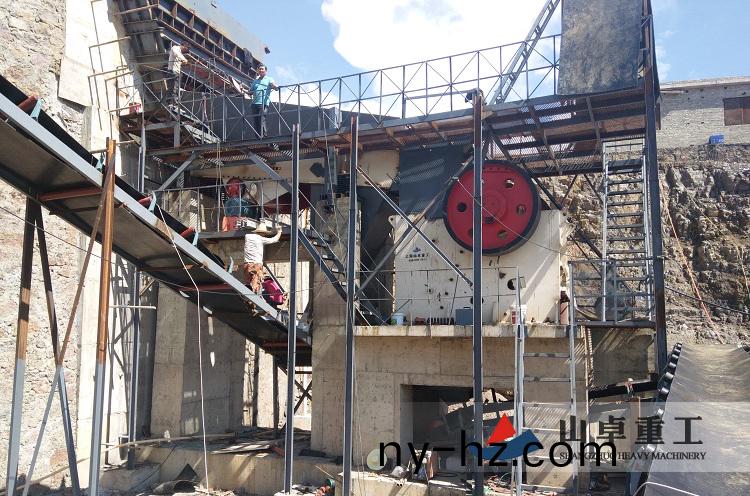 顎(e)式破碎機(jī)